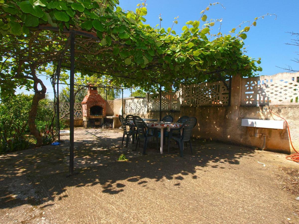 Apartments And Rooms Stoja Pula 1864 Εξωτερικό φωτογραφία