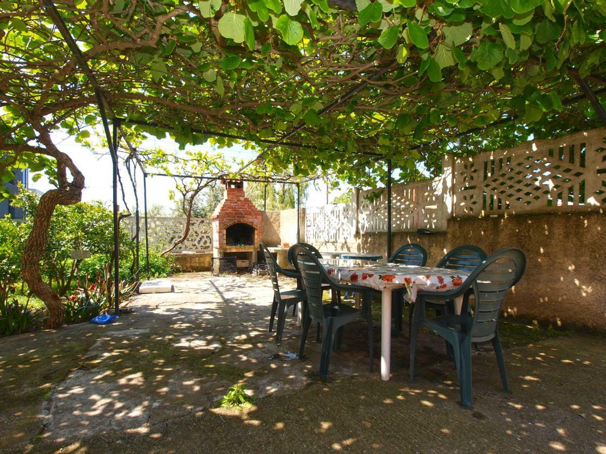 Apartments And Rooms Stoja Pula 1864 Εξωτερικό φωτογραφία